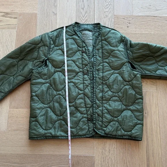Green Quilted Jacket - Picture 5 of 6